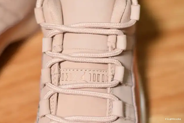 AH7860-105 GS Low Air Jordan 11 Rose Gold 0701